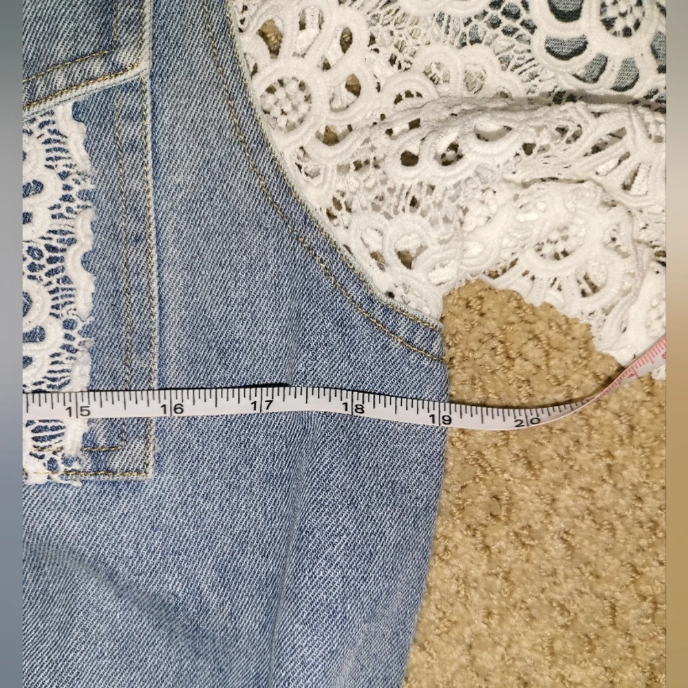 NEW Veveret Light Blue Jean Jacket with Eyelet Lace Size Small - Picture 15 of 17